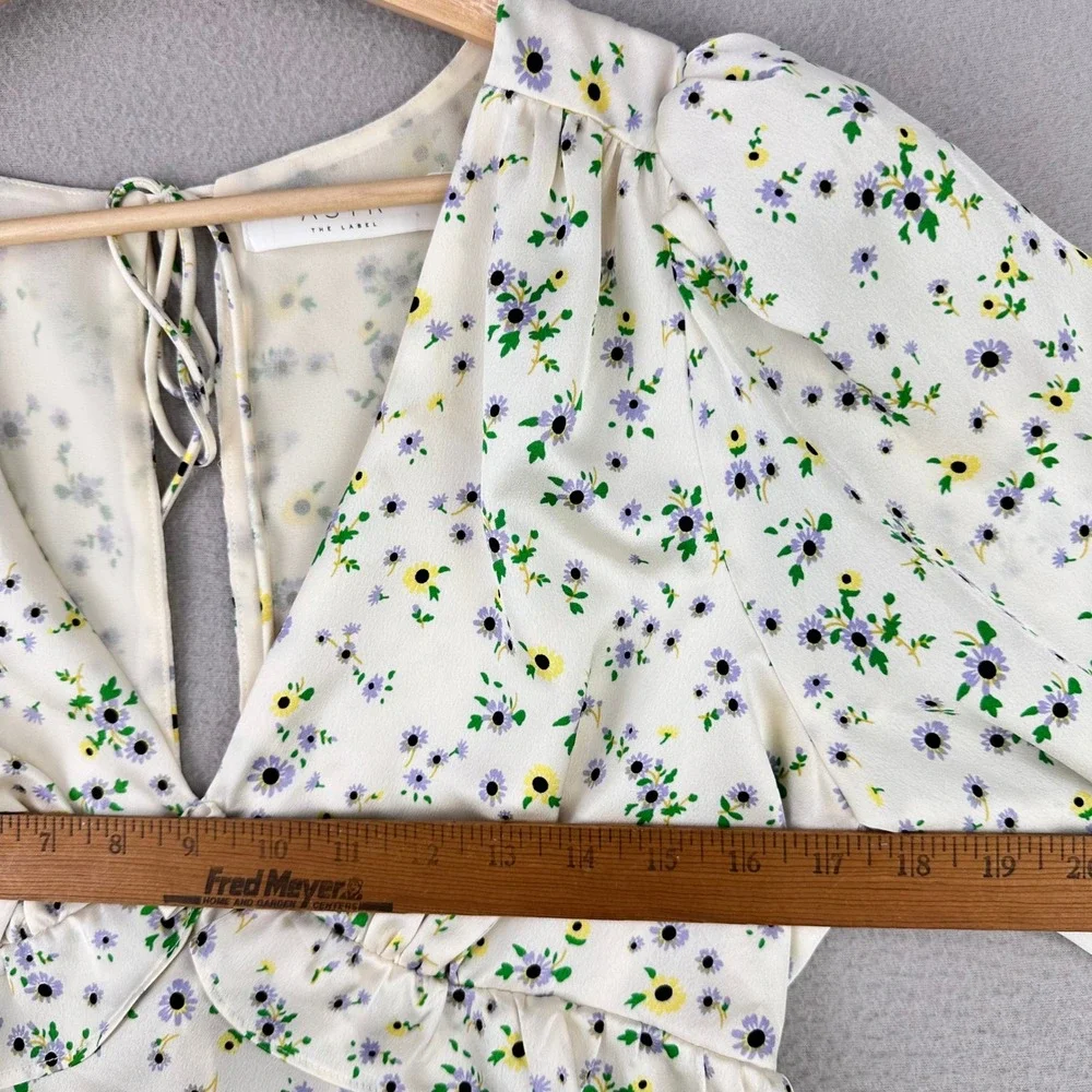 ASTR‎ The Label Blouse Womens L Cream Floral Satin Puff Sleeve Cottagecore